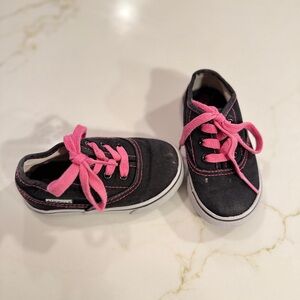 Airwalk toddlers sneakers